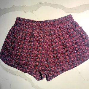 Patterned shorts